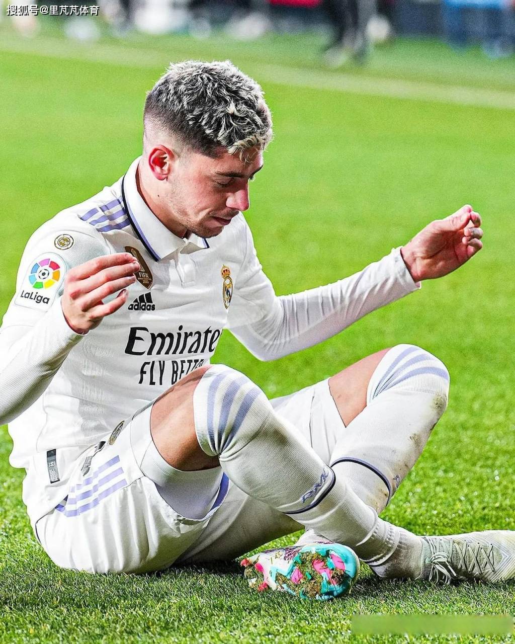 九游体育官网-关于今晚体能课后，曼联迎来里程碑备战西甲，管理层满意，阵容厚度经受考验的信息