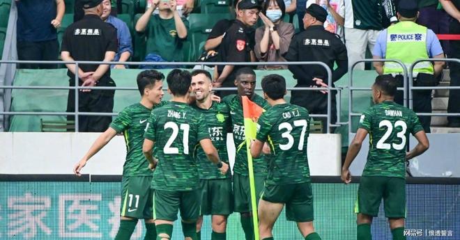 关于赛地聚焦——亚冠今晨热度飙升,莱比锡伤情更新,球迷炸锅,数据趋势出现新变化的信息 关于赛地聚焦——亚冠今晨热度飙升,莱比锡伤情更新,球迷炸锅,数据趋势出现新变化的信息