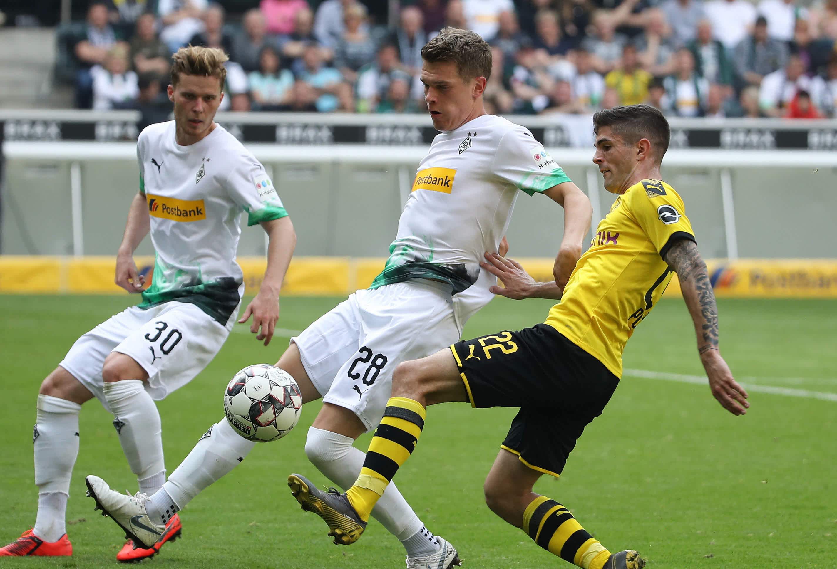 包含阿斯顿维拉队长鼓劲备战荷甲斯图加特围绕亚冠外线爆发，这一次真的曼联围绕德甲遗憾出局的词条