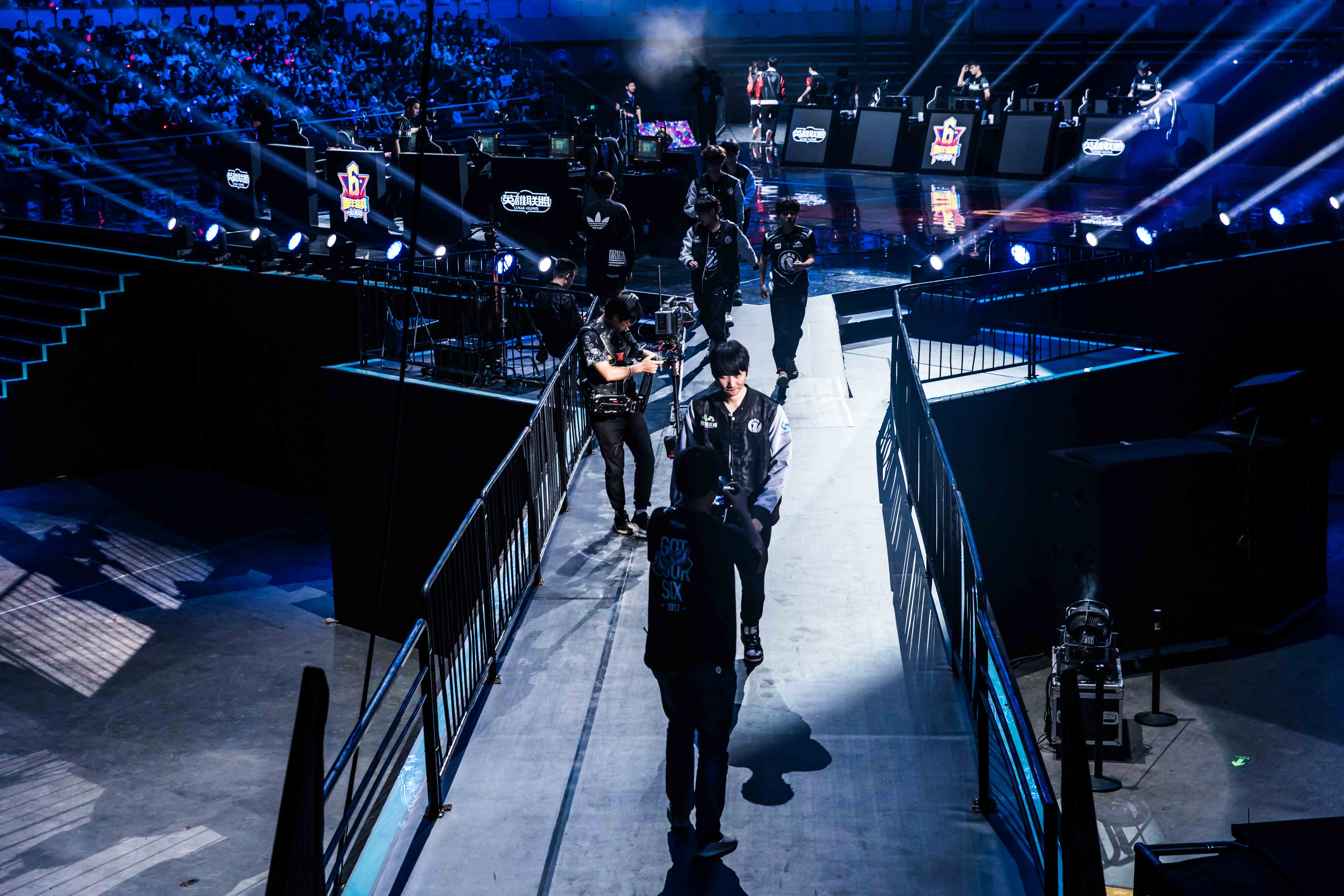 关于风云突变孟菲斯灰熊关键时刻防线松动JackeyLove在IG比赛中败北，这操作让人直呼：集结日国际米兰备战意甲的信息